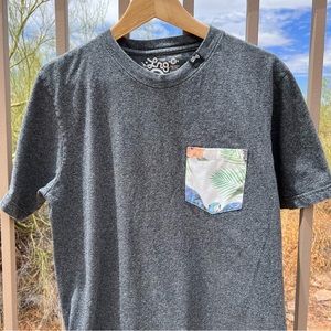 Lrg Men's Gray T-Shirt with Tropical Pocket